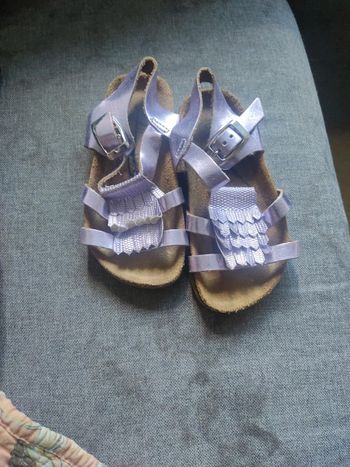 Sandales