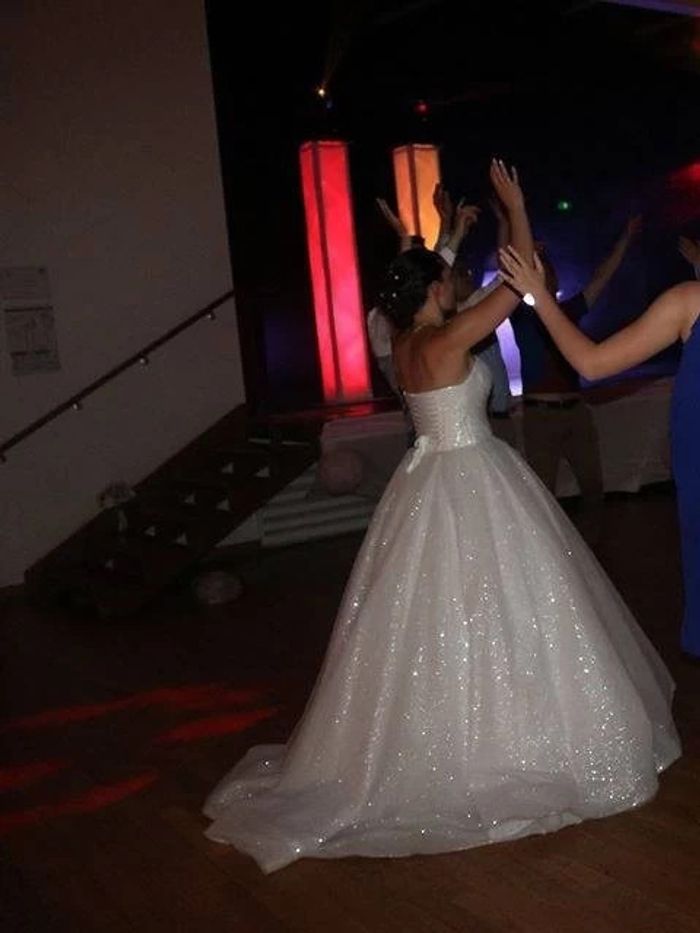 Robe de mariée brillante M/L - photo numéro 4