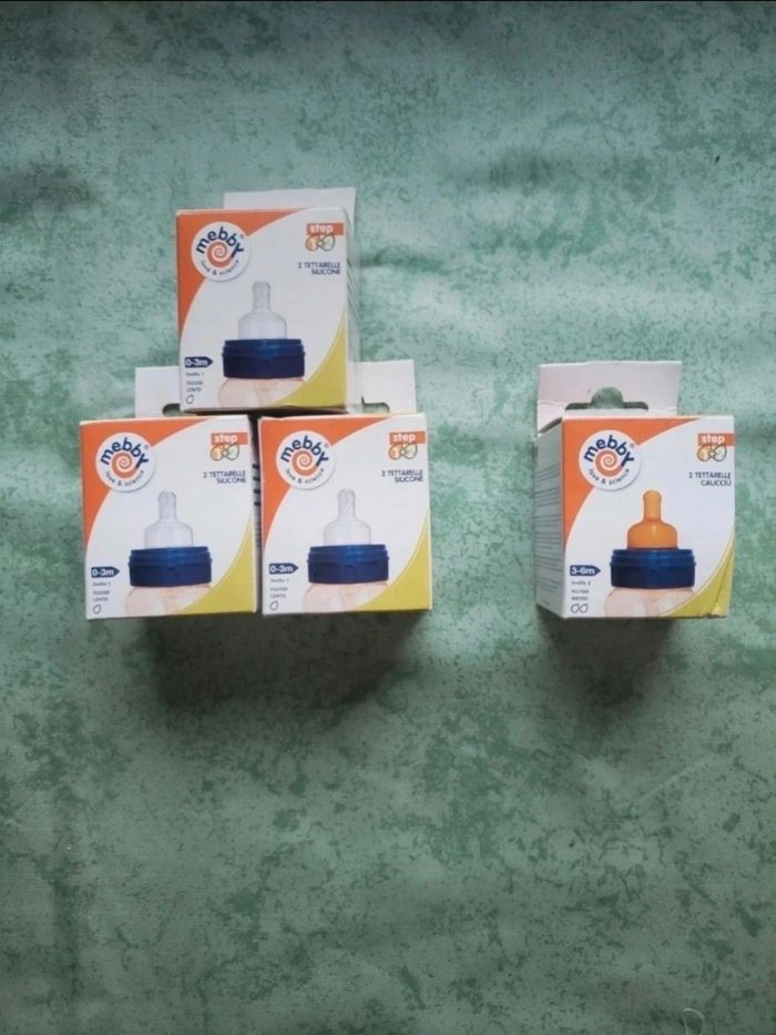Tétines pour biberons mebby