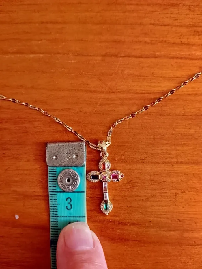 Chaîne avec croix - photo numéro 4