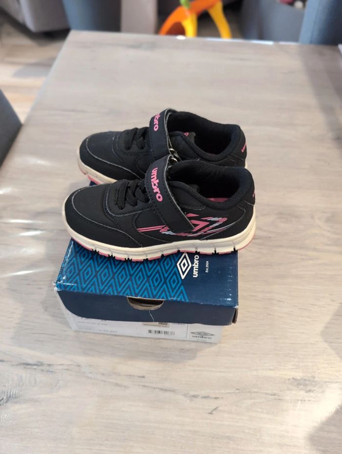 Basket fille umbro - photo numéro 2