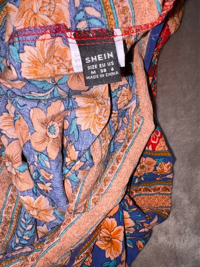 Robe longue femme fleurie taille 38 Shein en très bon état - photo numéro 5