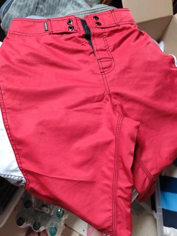 Lot de 2 shorts taille 12 ans rip curl