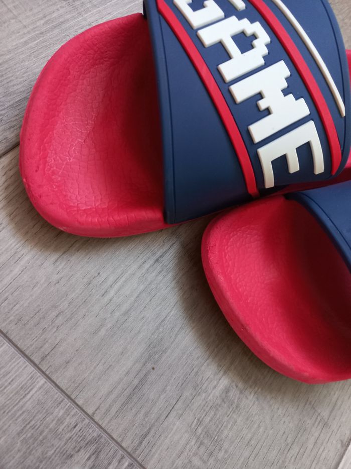 Claquettes taille 31 - photo numéro 2