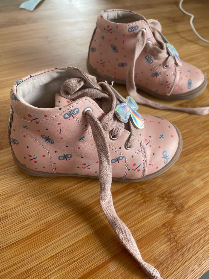 Chaussures 22 - photo numéro 2