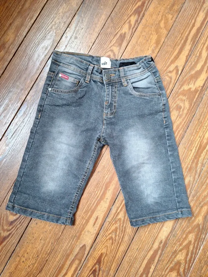 Short jeans