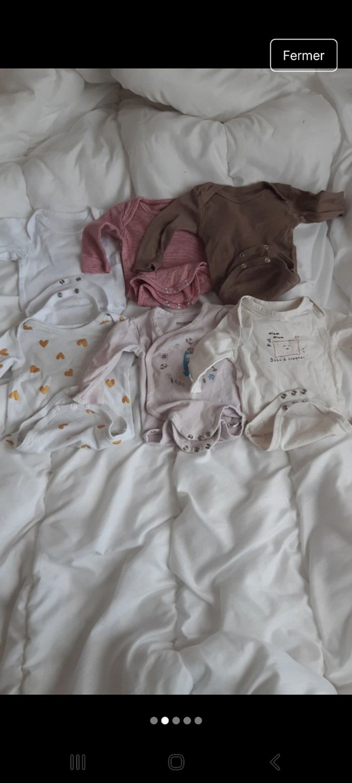 Lot 6 bodies bébé fille 3 mois - photo numéro 2