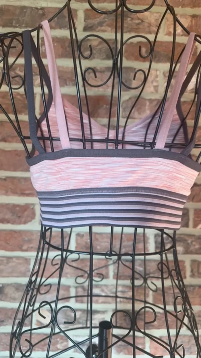 Brassière rose et grise Usa Pro Taille S / 36 - photo numéro 10