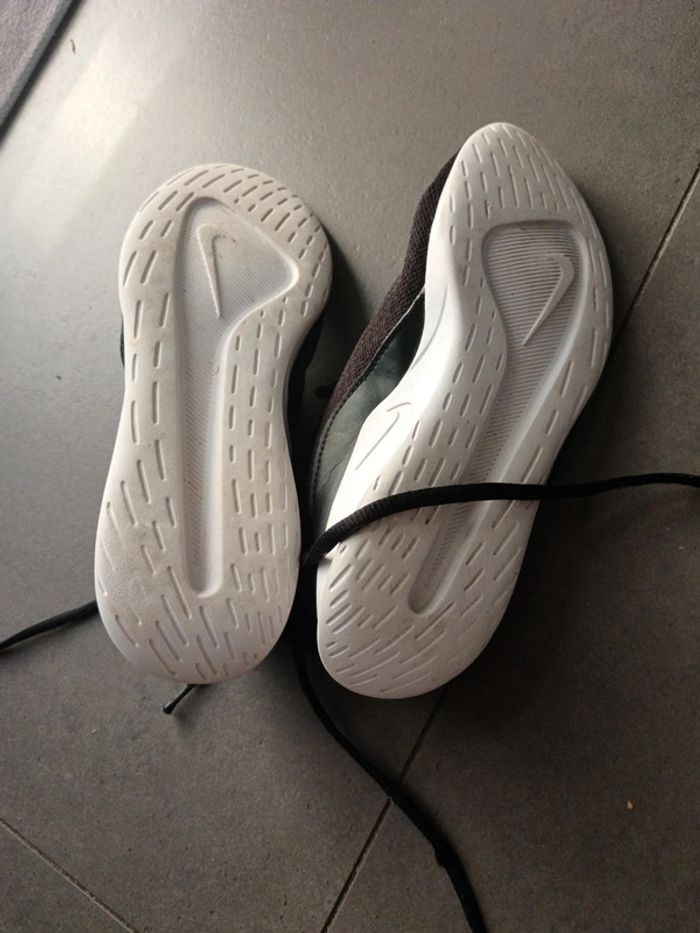 Basket Nike sportswear 35,5 - photo numéro 5