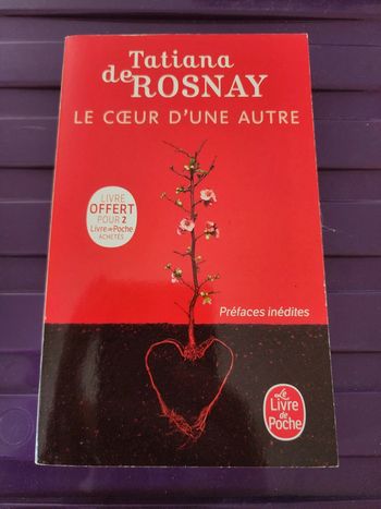 Livre de poche "le cœur d'une autre" de Tatiana de Rosnay