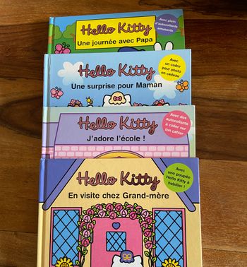 Lot 4 livres H kitty