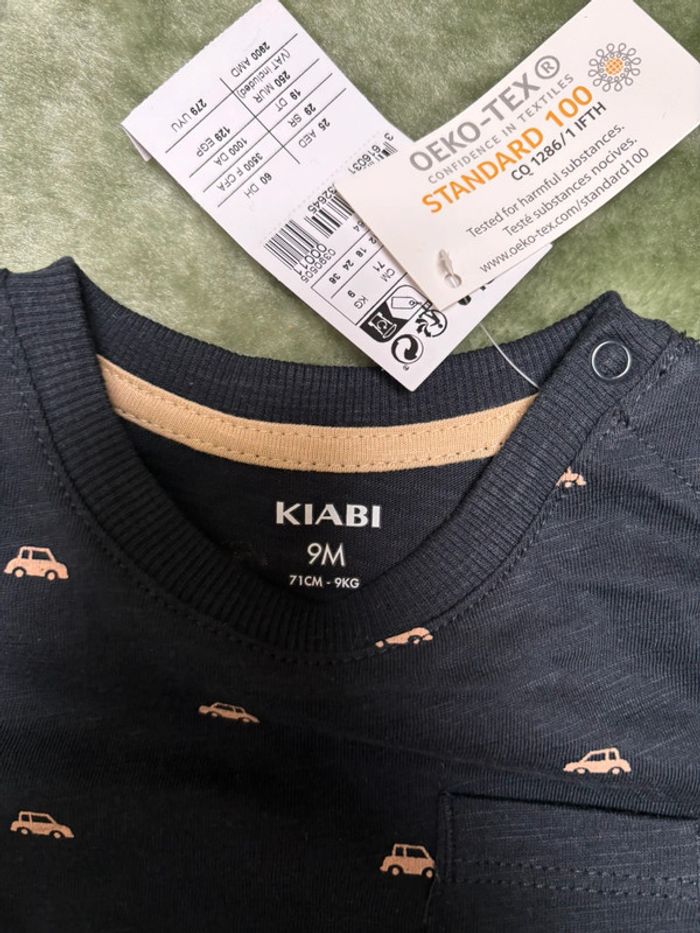 T shirt neuf - photo numéro 3