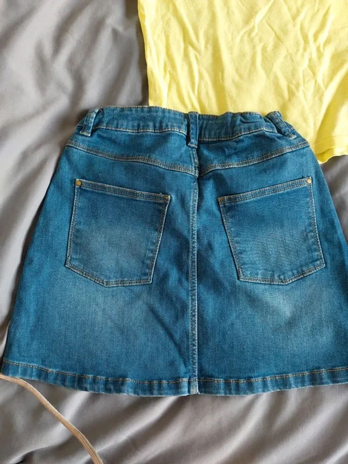 👗👖 Lot fille 12 ans – Haut Vertbaudet + short & jupe en jean Monoprix - photo numéro 12