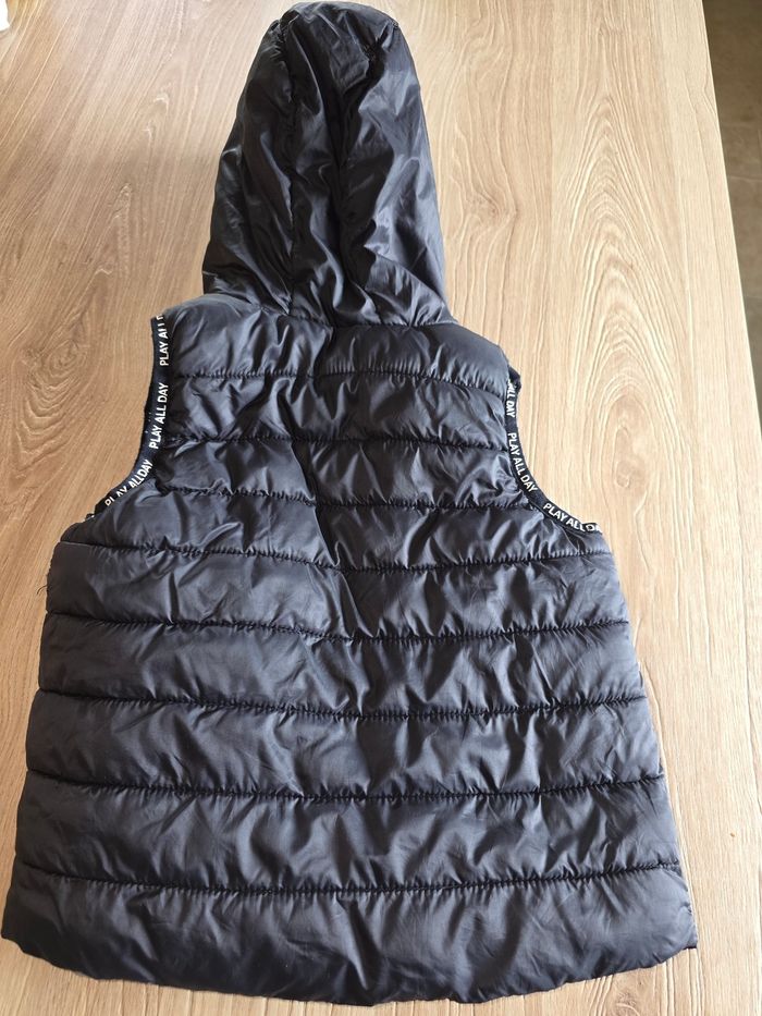 DOUDOUNE SANS MANCHES REVERSIBLE 18 MOIS GEMO - photo numéro 2