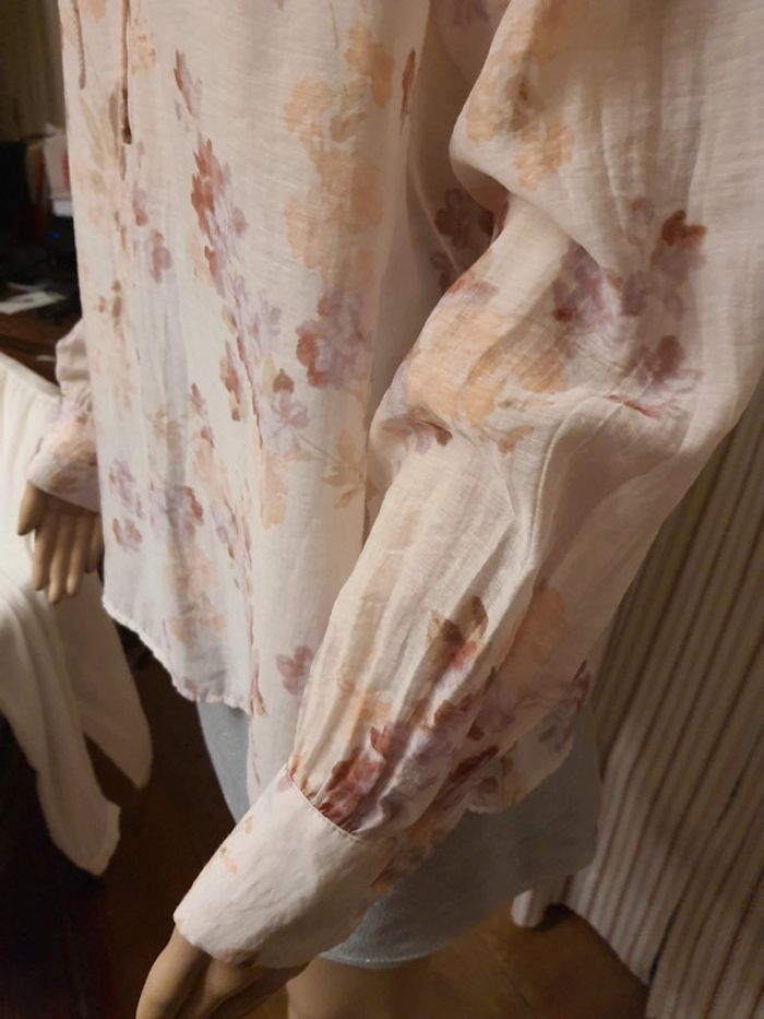 Jolie Blouse blanche fleuries H&M eur M - photo numéro 8