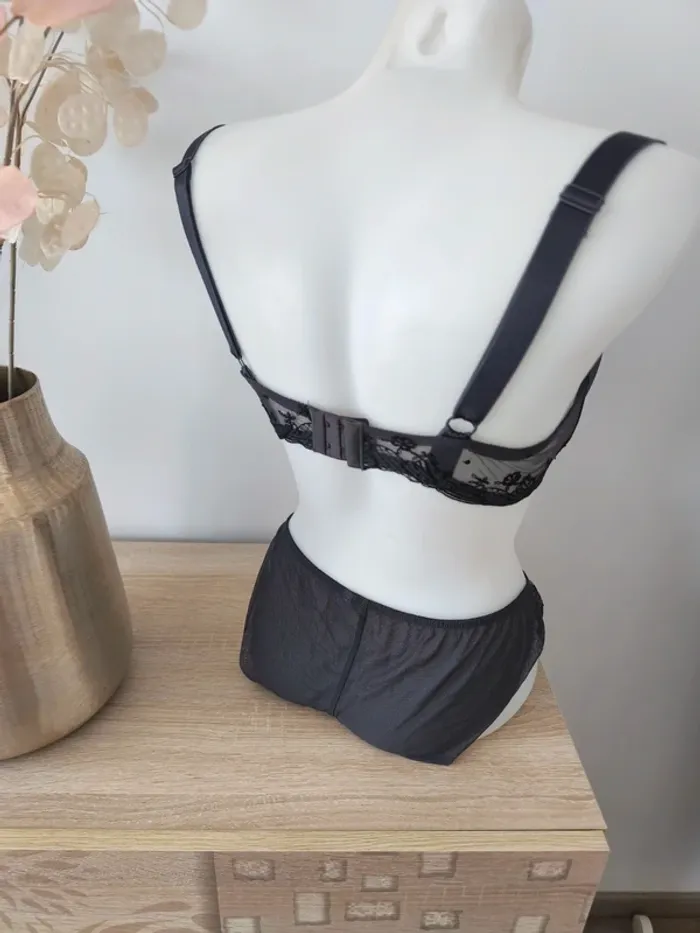 Soutien gorge Darjeeling voile et dentelle 2 bas assortis disponibles - photo numéro 2