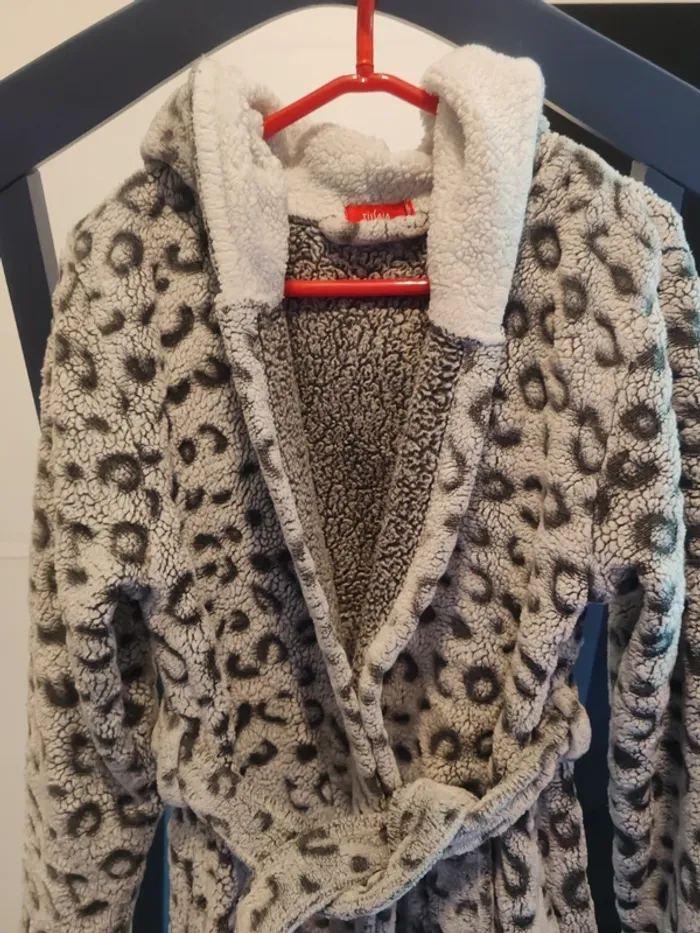 Robe de chambre taille 8/10 ans - photo numéro 2