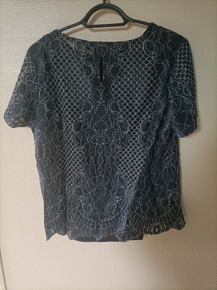 Tshirt dentelle bleu marine broderie - photo numéro 2