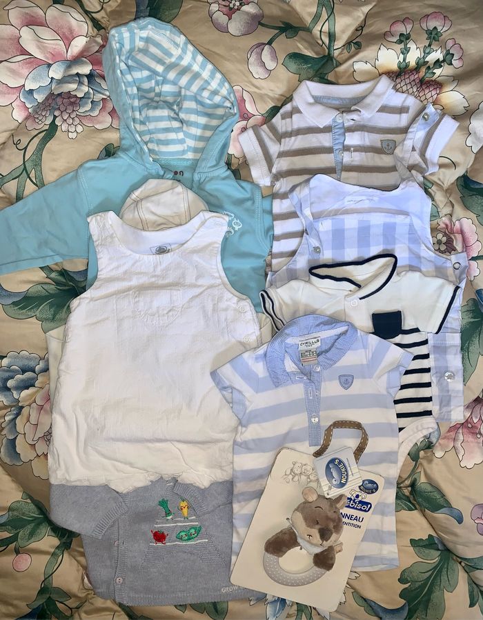 Lot bébé 1 mois. - photo numéro 2