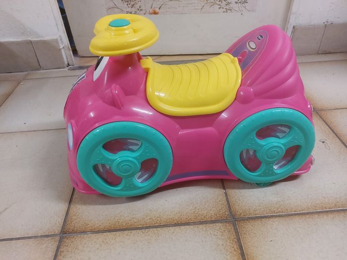 Voiture porteur chicco - photo numéro 2