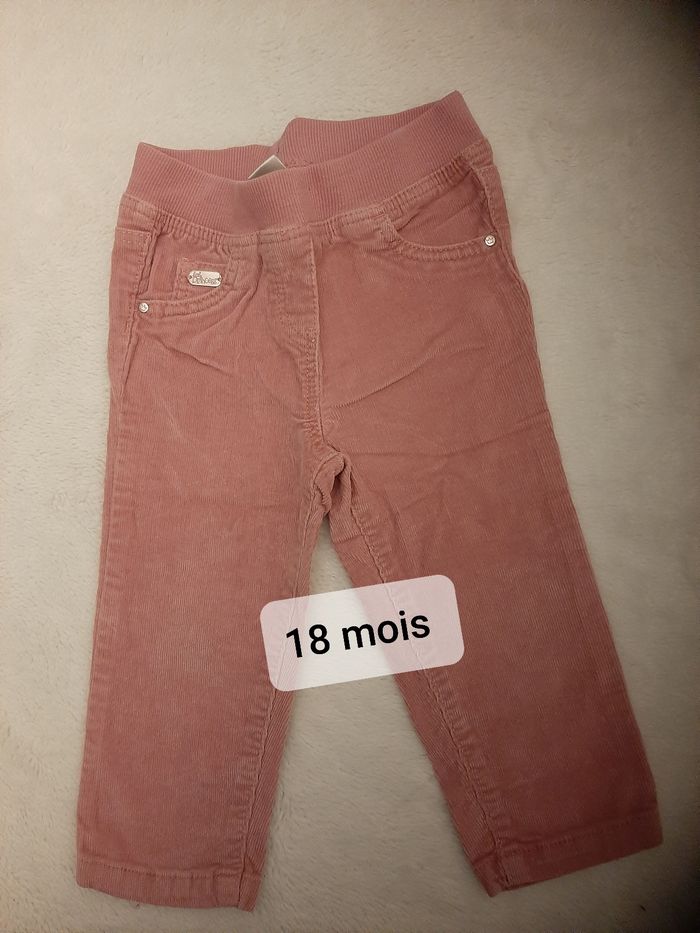 Pantalon en velours 18 mois