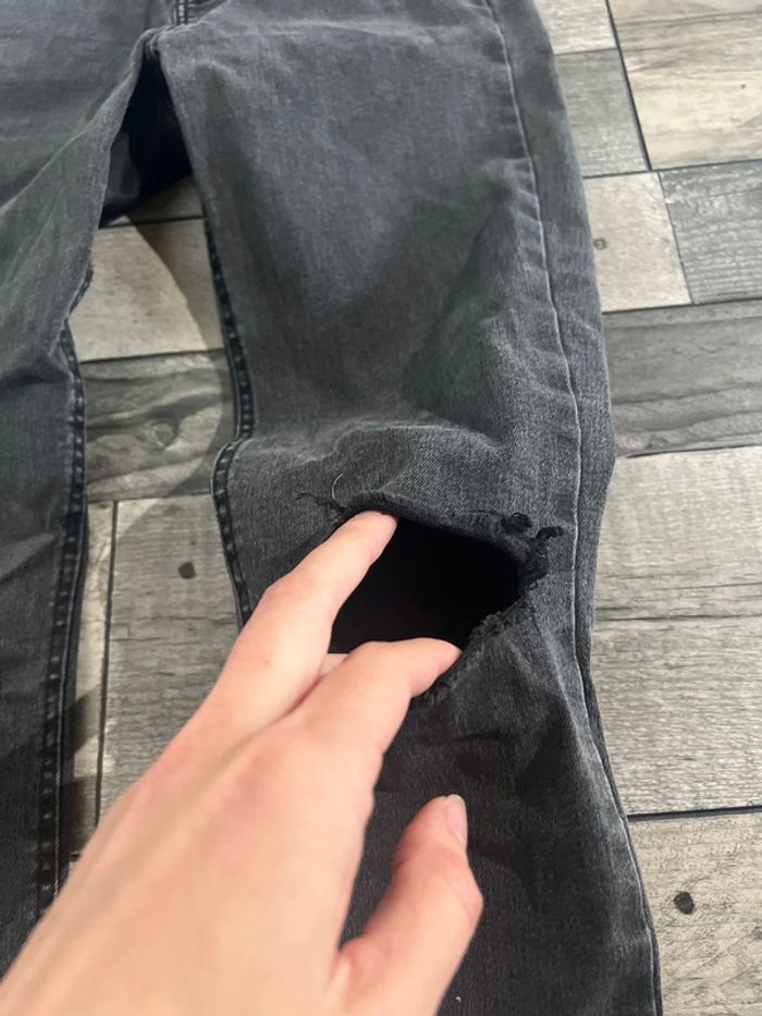 Jeans troués - photo numéro 5