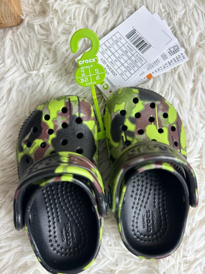 Paire de crocs militaire taille 20-21 - photo numéro 2