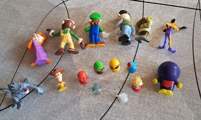 Figurines personnages de dessins animés - photo numéro 4