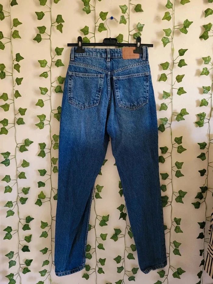 jean mom bershka 34 - photo numéro 3