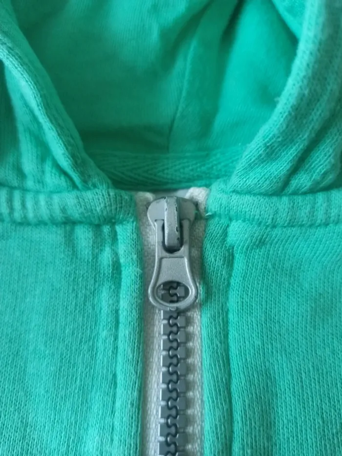 Gilet à zip / taille 4ans / tbe - photo numéro 2