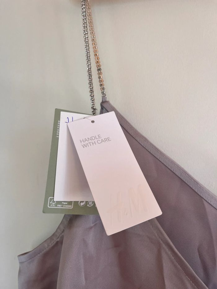 Debardeur en satin bretelle diamant h&m taille XL - photo numéro 3