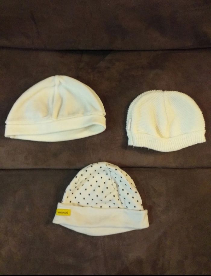 Lot de 3 bonnets