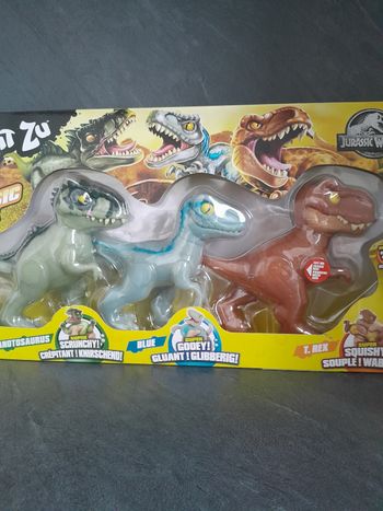 GOO JIT ZU JURASSIC WORLD