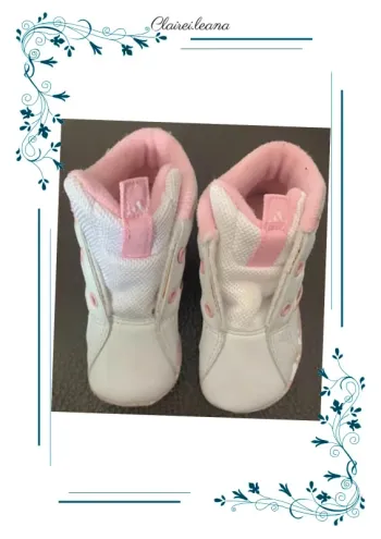 🛑chaussure bébé adidas🛑T18