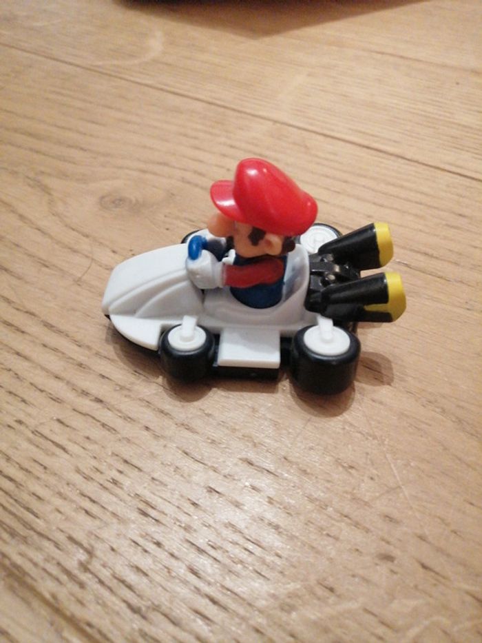 Figurine mario - photo numéro 2