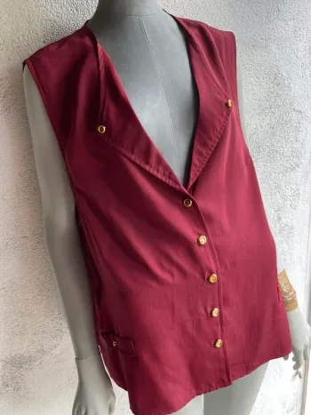 Jolie débardeur taille largeur