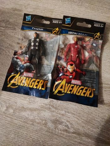 Lot de deux figurines avengers iron man + Thor