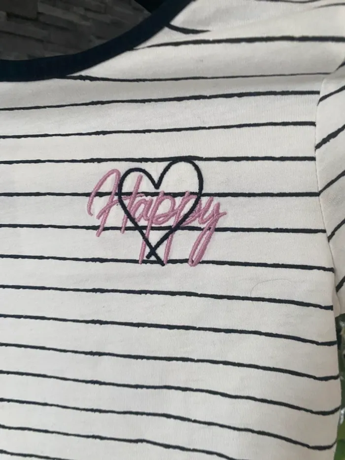 🤍🖤T-shirt marinière manches longues fille 6 ans – cœur brodé  Primark 🖤🤍 TBE - photo numéro 2