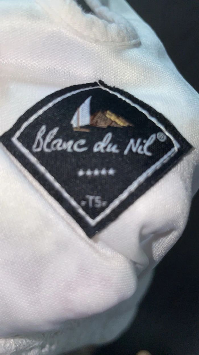 Robe blanche en dentelle Blanc du Nil  - Très bon état - photo numéro 4