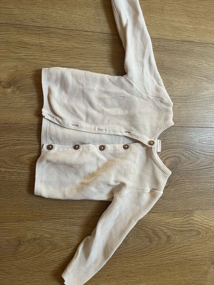 Gilet mixte taille 9 mois - photo numéro 2