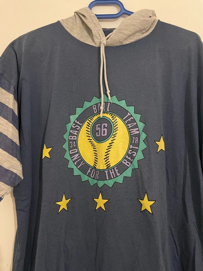T-shirt vintage manche courte a capuche bleu marine rayure gris à motifs devant baseball taille XL - photo numéro 4