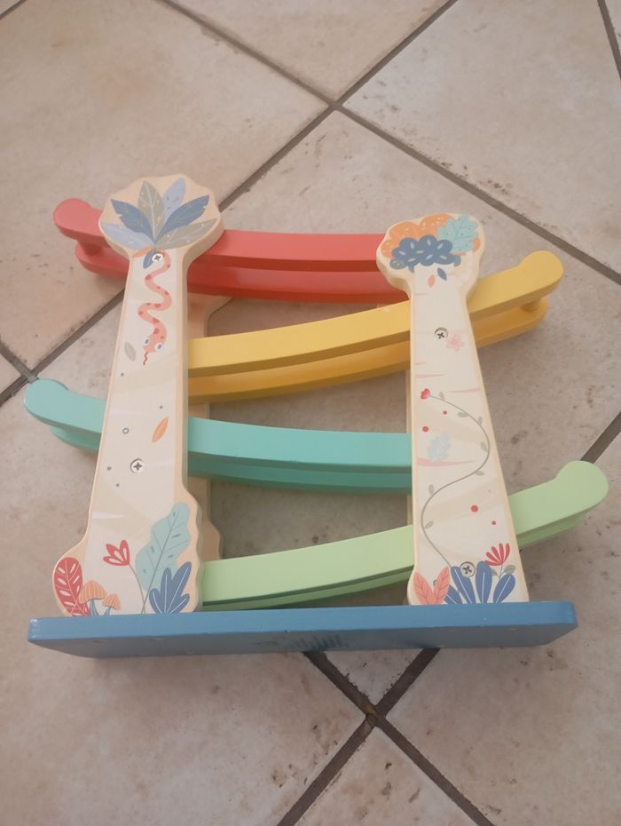 Jeu d'éveil toboggan en bois - photo numéro 5