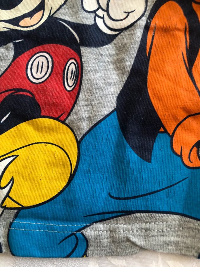 Lot deux tee shirts Mickey - photo numéro 4