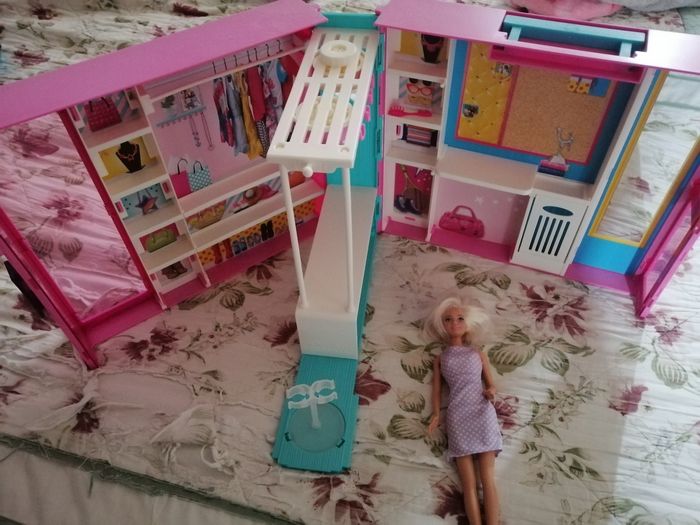 Dressing portatif barbie