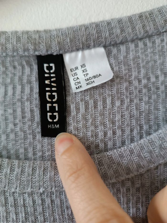 Pull gris sequins - neuf - photo numéro 6