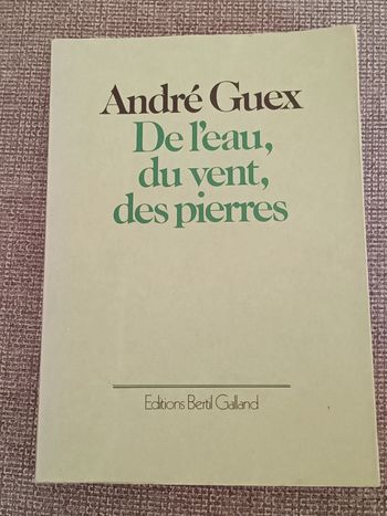 Livre "De l'eau, du vent, des pierres"