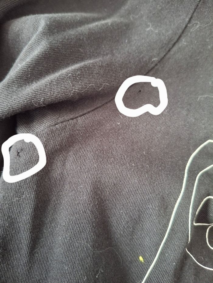 Tee-shirt noir manches longues imprimé PlayStation - photo numéro 5