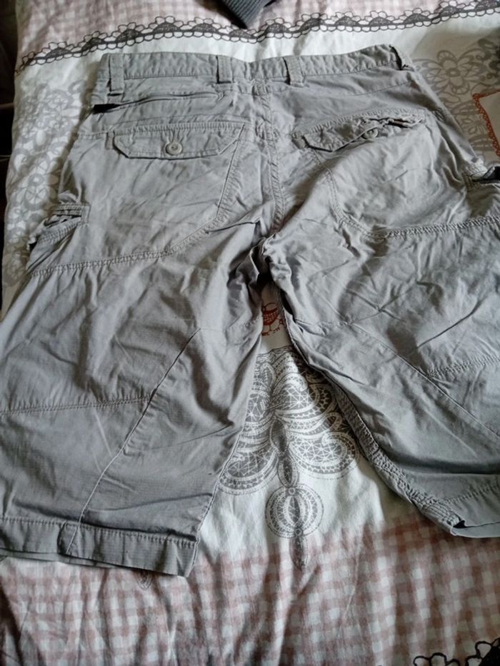 Short homme taille 40 - photo numéro 4