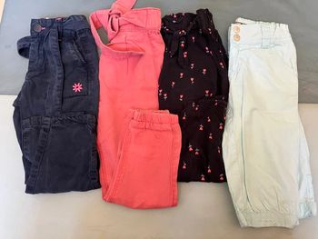 Lot de 4 pantalons printemps / été 3 ans fille