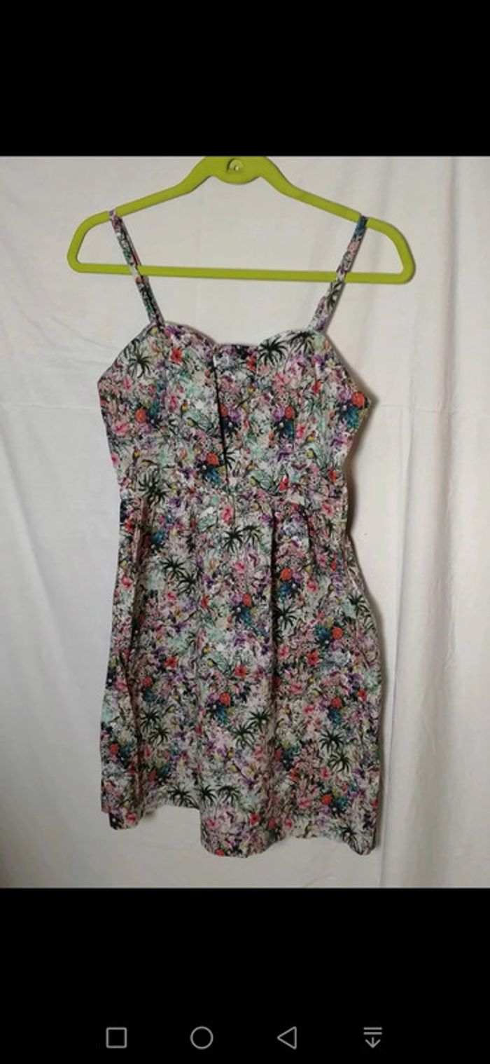 Robe d'été tropical multicolore à bretelles fleurs Taille S - photo numéro 8
